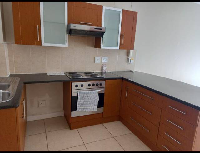 2 BEDROOM APARTMENT RENTED IN WALMER HEIGHTS